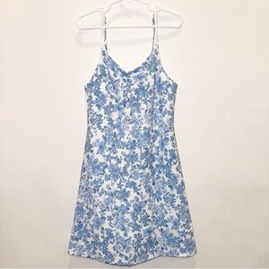 Girl’s Abercrombie and Fitch Floral Blue and White Athletic Dress - SIZE 9/10